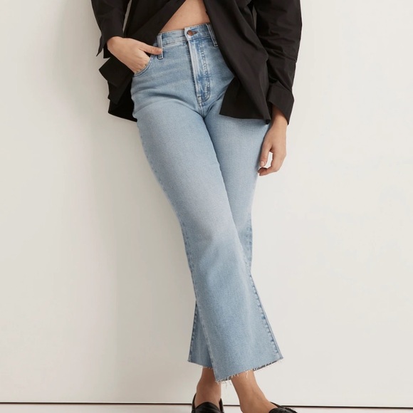 Madewell “The Perfect Vintage Flare Crop” - Picture 6 of 7